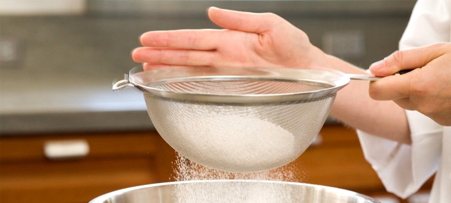 Мука для выпечки тортов (cake flour): что это такое и чем заменить?